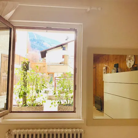 Gloria Apartment